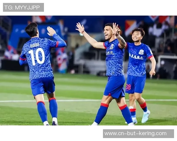 上海申花VS大连英博首发显现：后防大将缺阵，队长吴曦领衔，3大外援反击